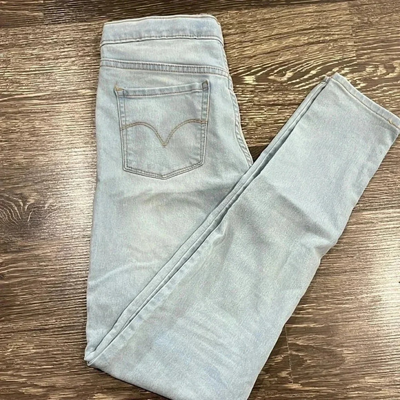 Levi's Other - Girls Levi pull-on jeggins